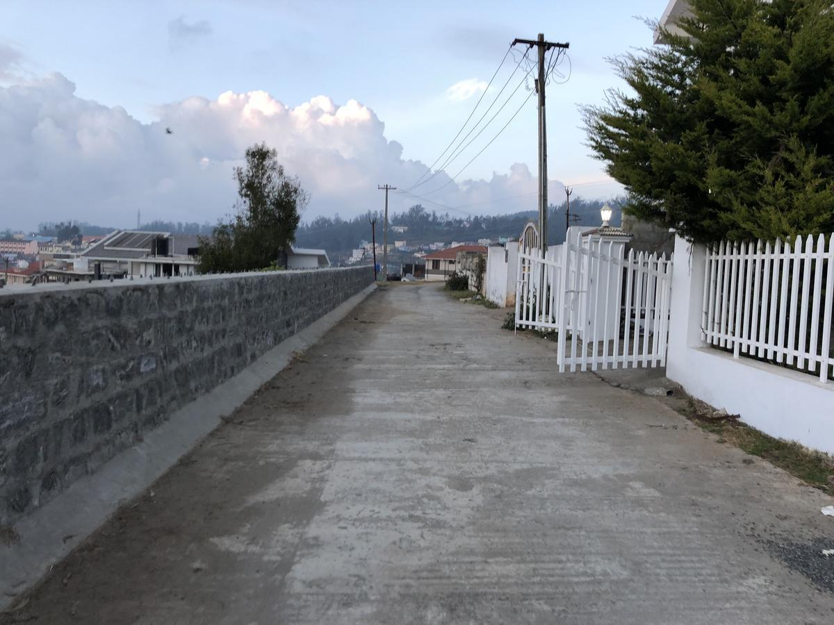 Aanvis Inn 우티 외부 사진