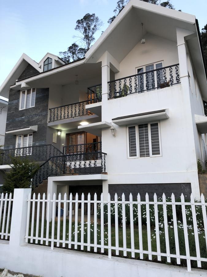 Aanvis Inn 우티 외부 사진